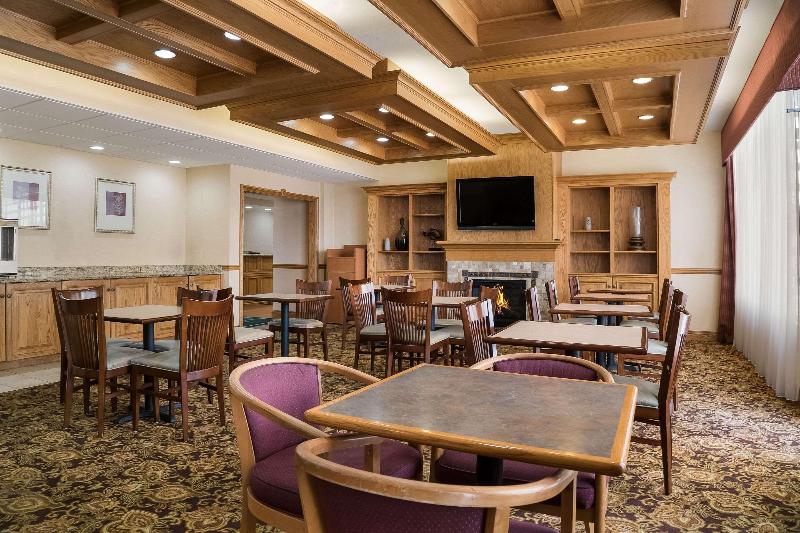 Quality Inn & Suites - photo 44