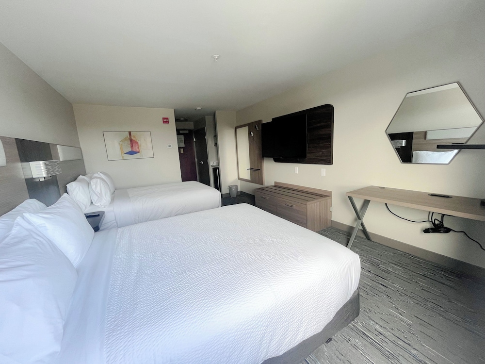 Holiday Inn Express Federal Way Seattle South by IHG - photo 17