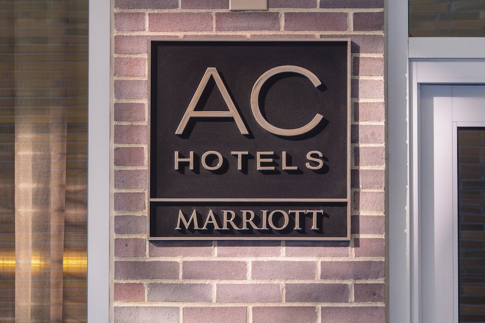 AC Hotel by Marriott Boston Cleveland Circle - photo 84