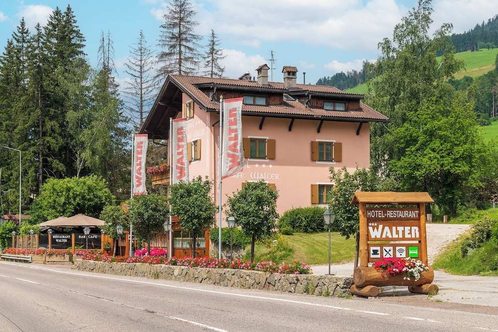 Hotel Ristorante Walter — hotel in San Candido