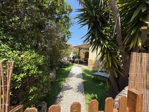 Studio de Charme a 300 M de la Plage de Santa Giulia - last minute hotel in Porto-Vecchio