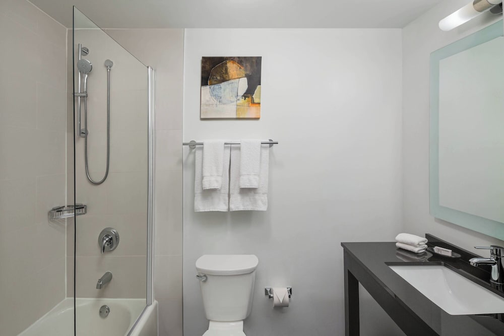Residence Inn Philadelphia Center City - photo 26