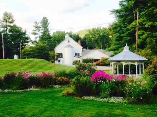 1896 House Inn & Country Lodgings — 4-Star Luxury Hotel in Williamstown, United States