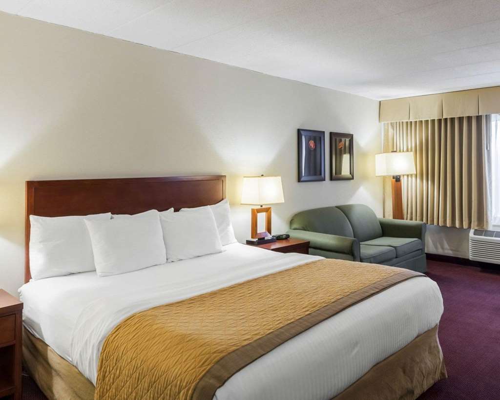 Clarion Hotel Somerset New Brunswick - photo 15