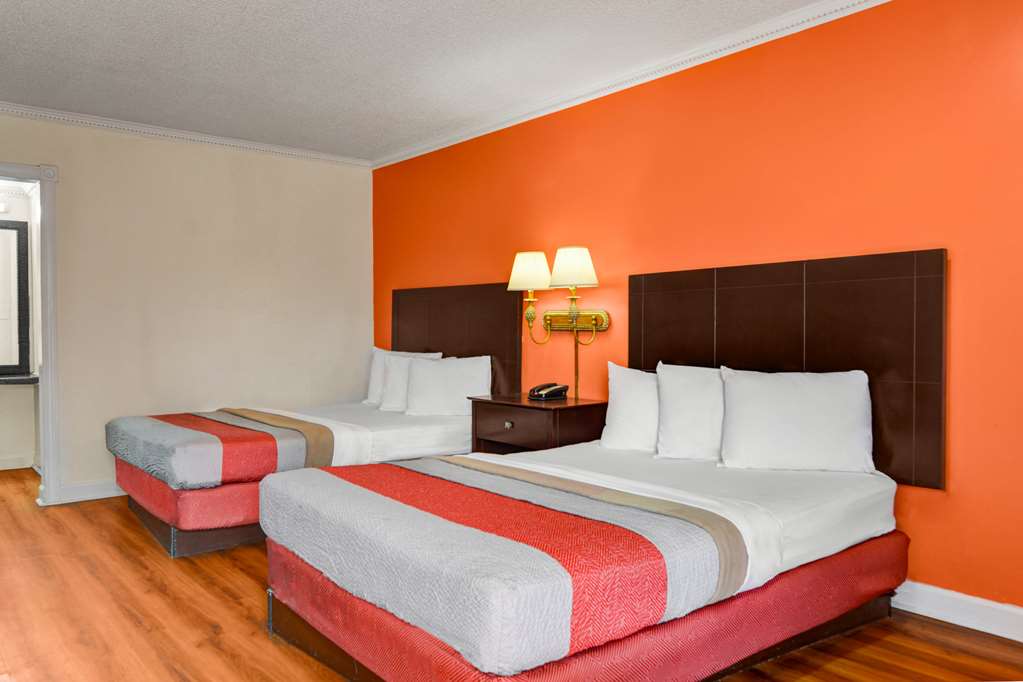 Motel 6 Americus GA - photo 13