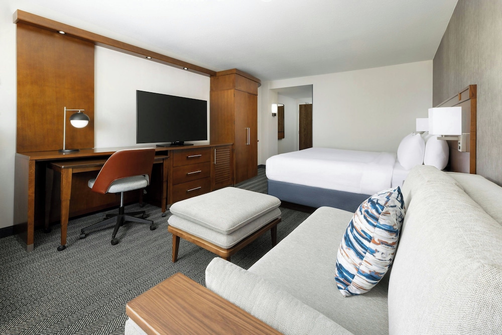 Courtyard by Marriott Los Angeles Woodland Hills - photo 7