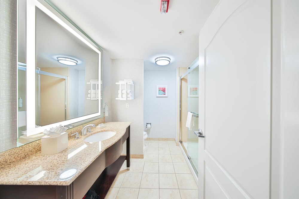 Hampton Inn & Suites Seattle Kent WA - photo 53