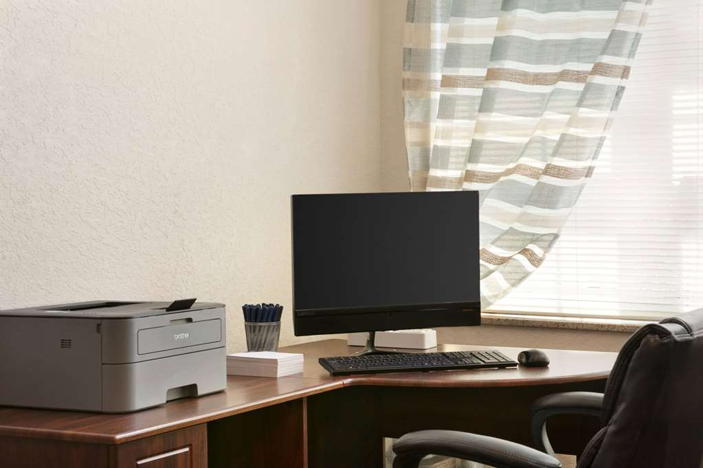 Microtel Inn & Suites by Wyndham Culpeper - photo 20