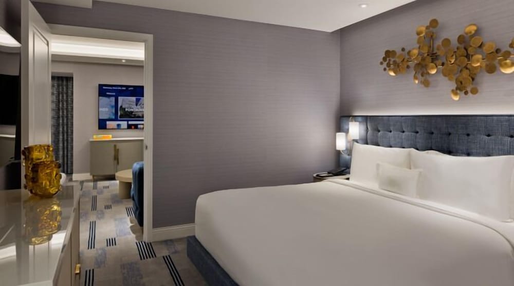 Fontainebleau Las Vegas - photo 27