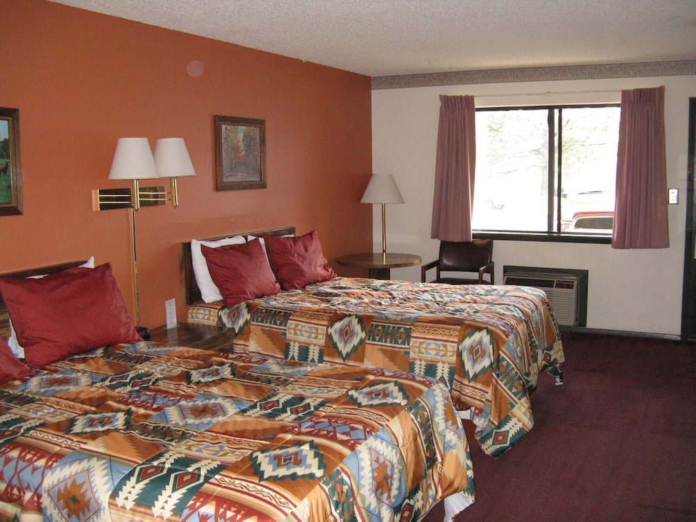Branding Iron Motel - photo 14