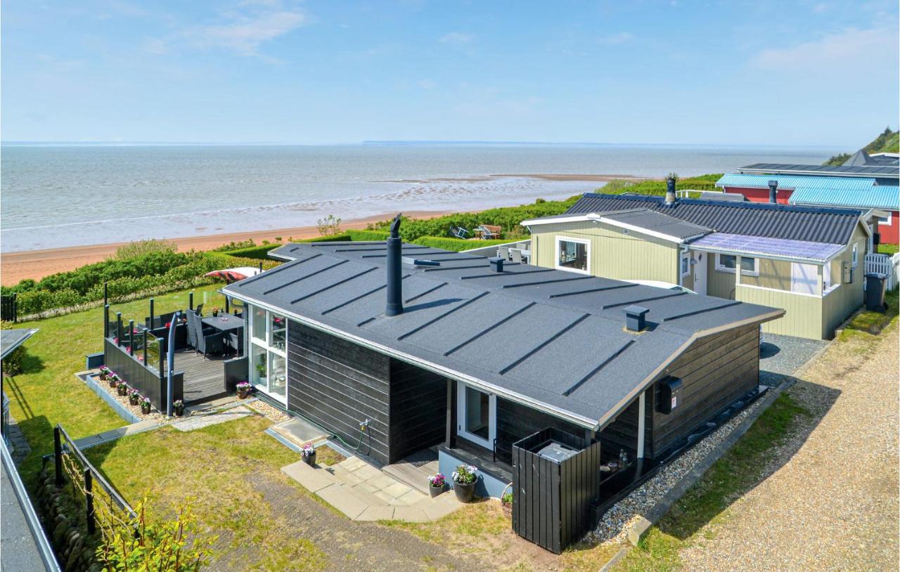 Four Bedroom Holiday Home in Esbjerg V — 5-Star Luxury Hotel in Esbjerg, Denmark