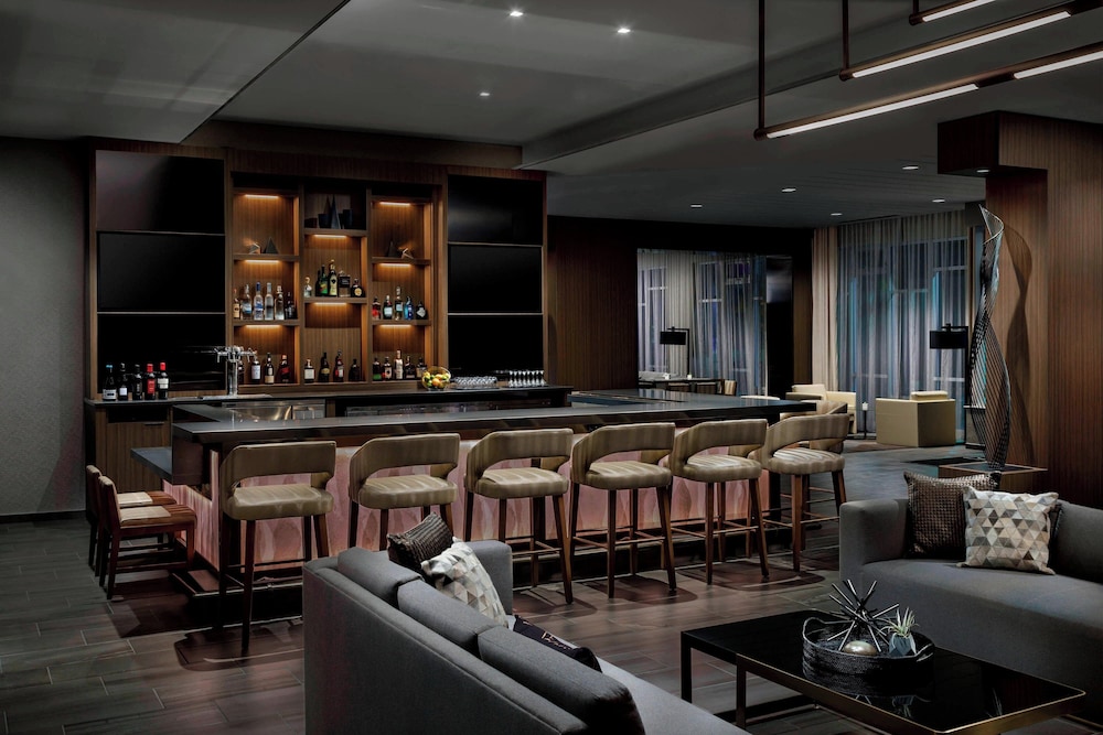 AC Hotel by Marriott Chapel Hill Downtown - photo 21