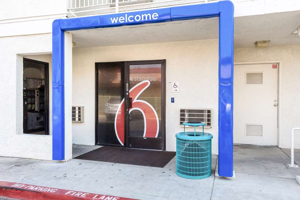 Motel 6 Bakersfield CA East - photo 5