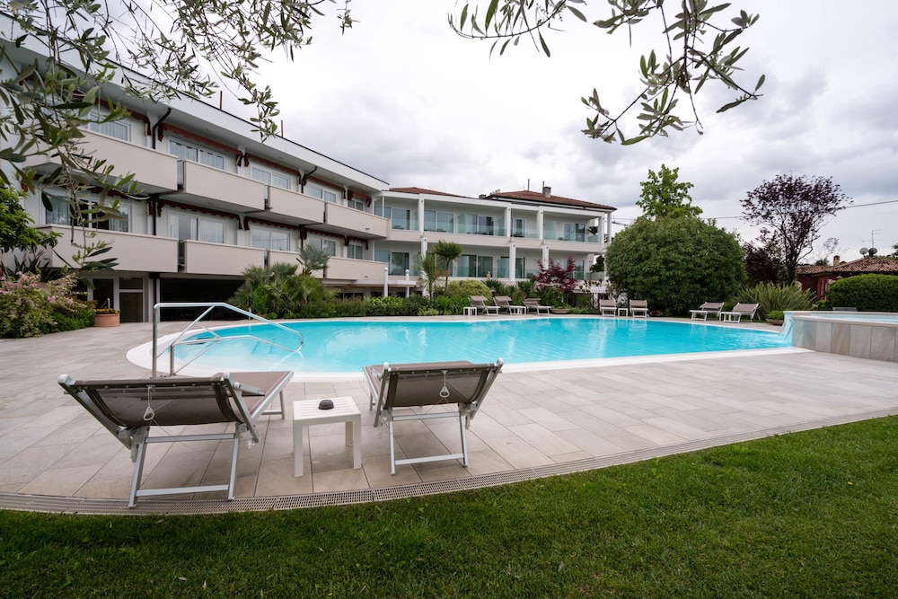 Hotel Giulietta Romeo in Lazise, Italy