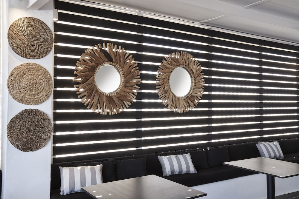 מזון ומשקאות