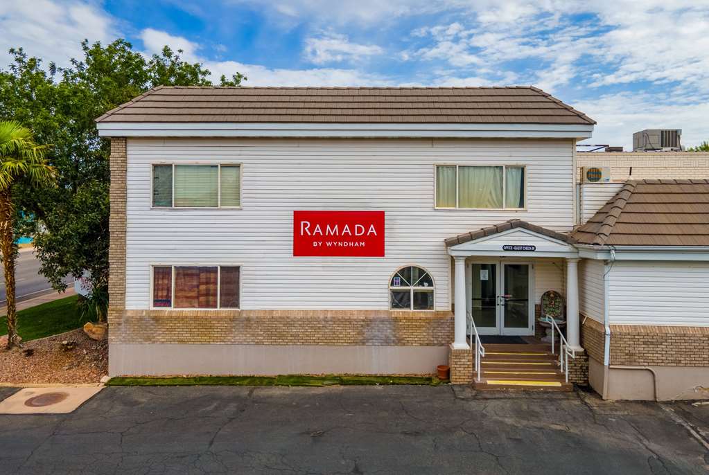 Ramada by Wyndham La Verkin Zion National Park - photo 16