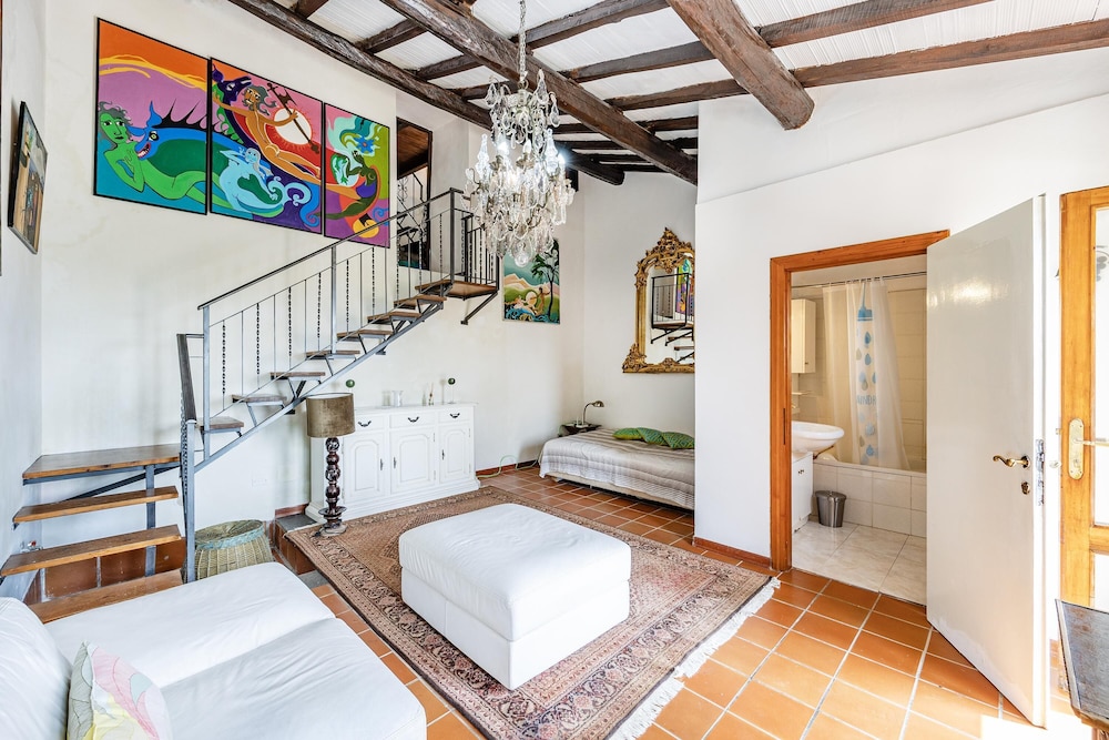 Torre Del Melograno With Heated Pool in Castiglione In Teverina, Italy