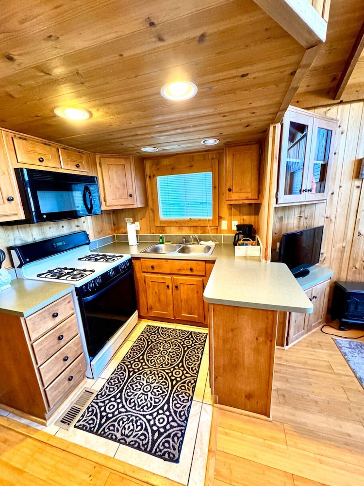 Avila Pismo RV Resort & Campground - photo 18