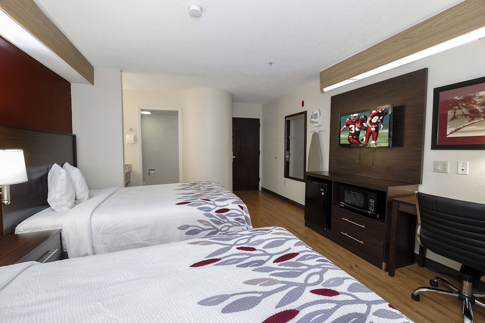 Red Roof Inn Pensacola Fairgrounds - photo 16