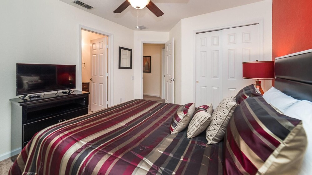 2624 Daulby Street - photo 16