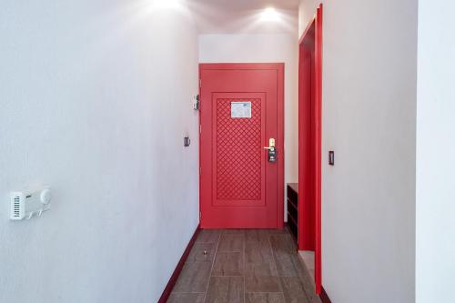 Denis hotel