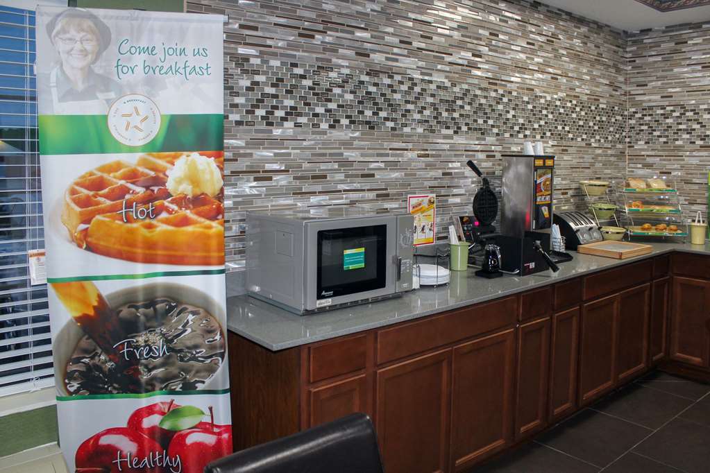 Quality Inn North Vernon near Hwy 50 - photo 30