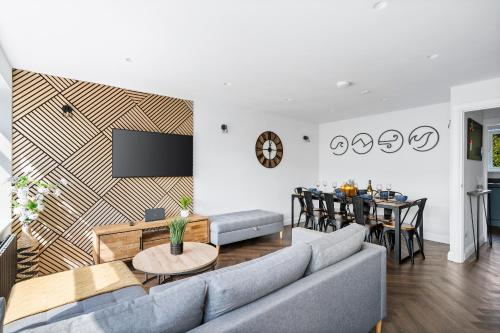 Cliff Rise — 4-Star Luxury Hotel in Seaford, United Kingdom