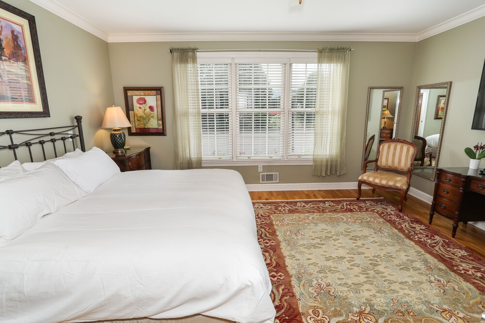 Oakmont Inn - photo 27