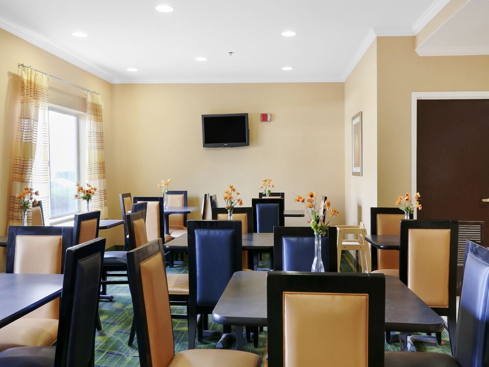 Quality Inn & Suites Jackson - photo 25