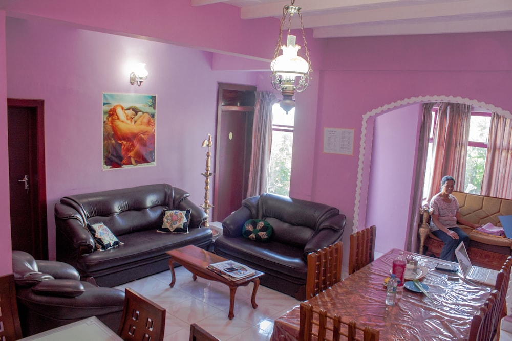 Blossom Rest — Kandy — photo 2