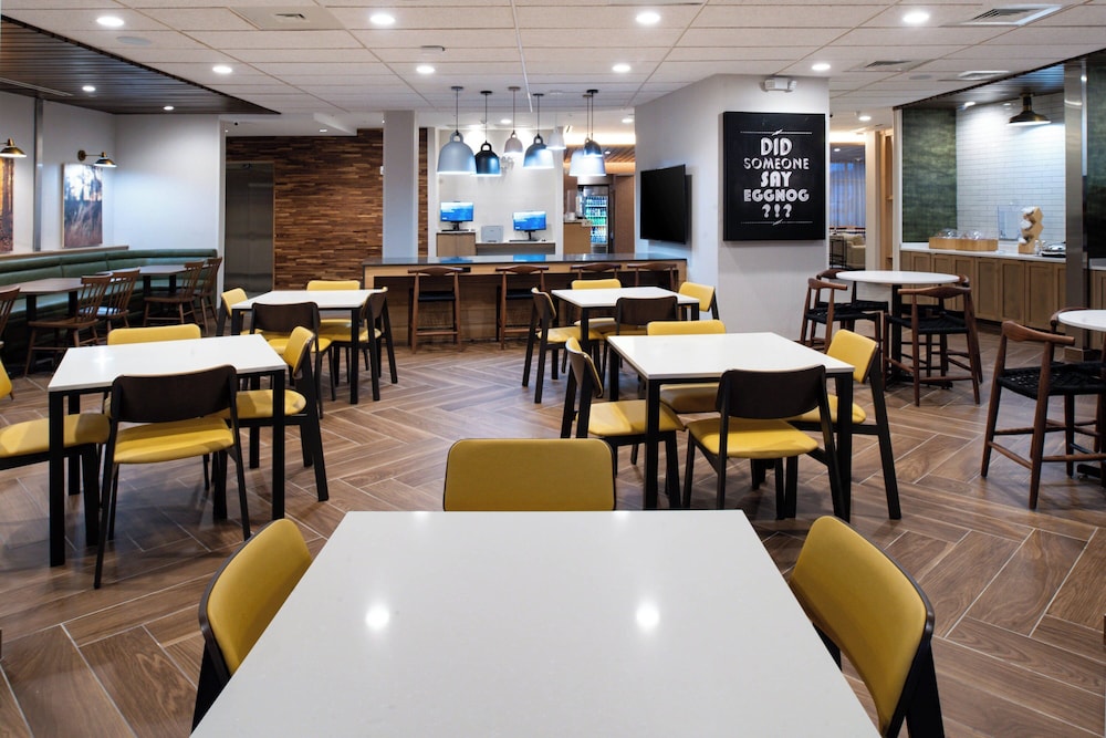 Fairfield Inn & Suites by Marriott Charlotte University Research Park - photo 34