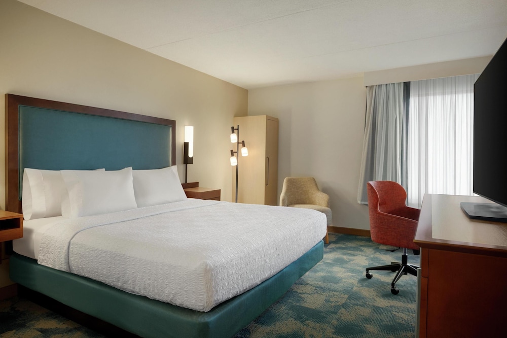 Hampton Inn Lancaster - photo 21