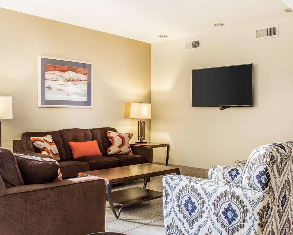 Quality Inn & Suites Yuma - photo 7