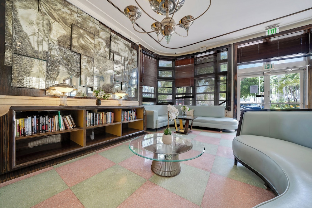 Greenview Hotel by Lowkl - photo 47