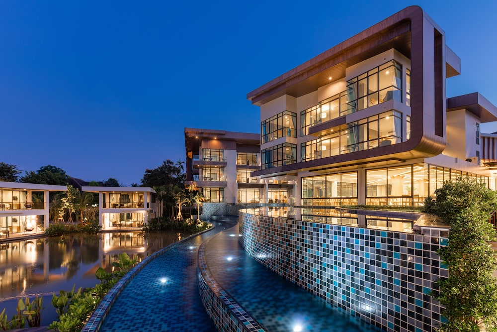 Na Tree Tara Riverside Resort Amphawa Damnoensaduak — 4-Star Luxury Hotel in Amphawa, Thailand