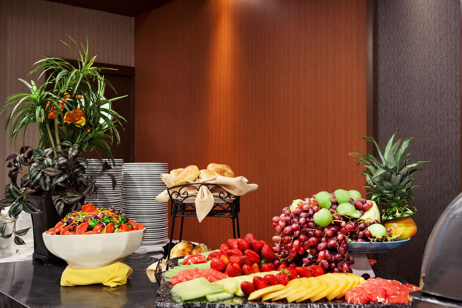 Holiday Inn Newark Intl Airport North - photo 32