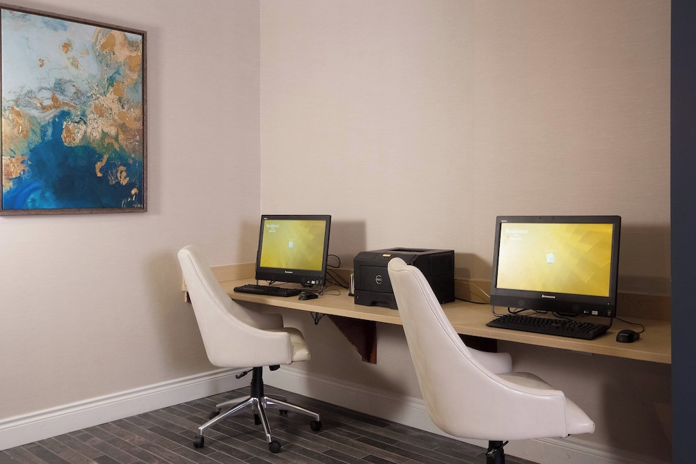 Residence Inn by Marriott Fort Myers Sanibel - photo 28