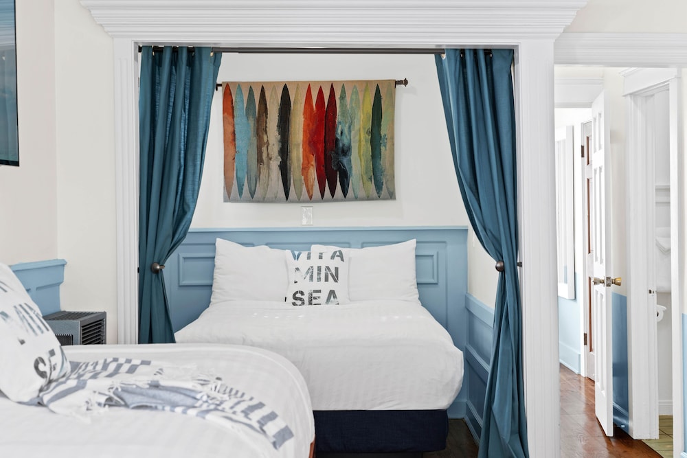 Sea Blue Hotel - photo 9