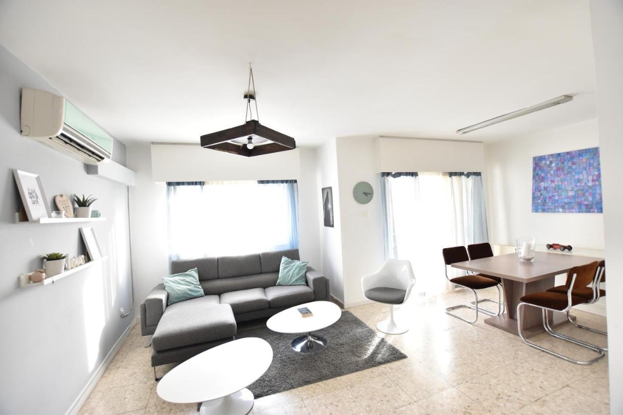 Glabur Stays The Cozy 2 BDR Nicosia City Free Parking & Wifi Welcomes You