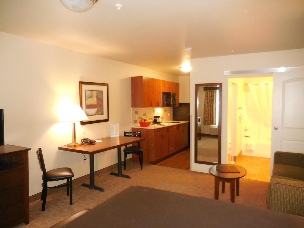 Aspen Suites Hotel Haines - photo 15