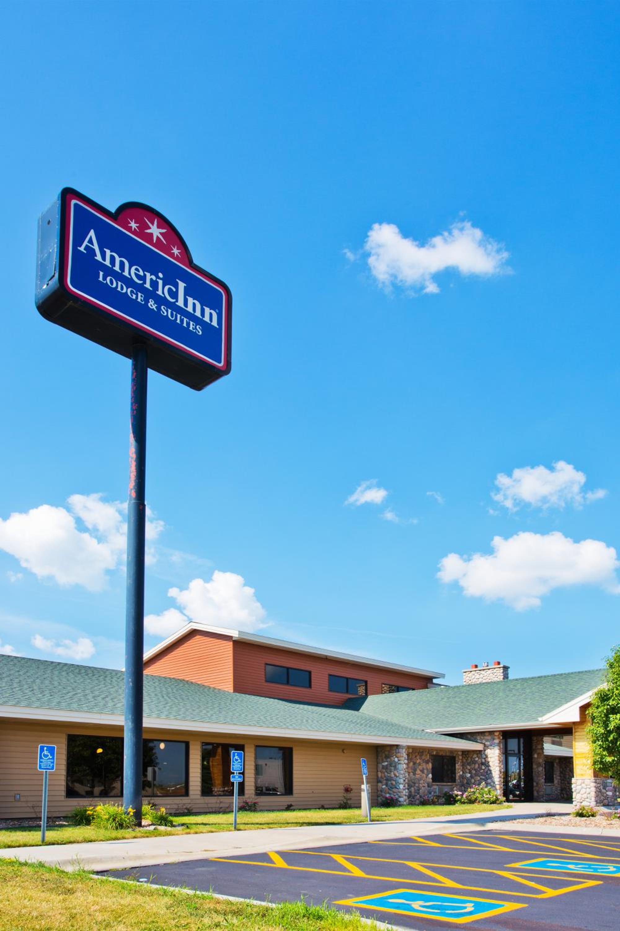 AmericInn by Wyndham Lincoln North - photo 2