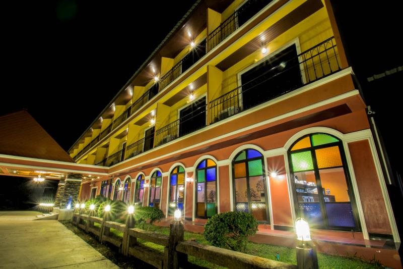 Maladee Hotel in Uttaradit, Thailand