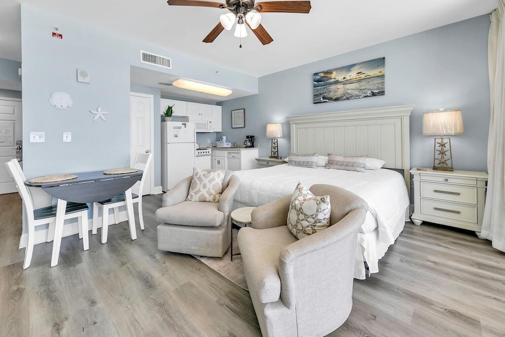 Majestic Beach Towers 1 609 - photo 8