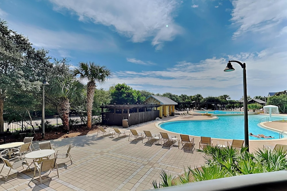 Beach Resort #202 - featured photo