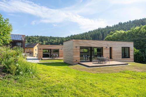 Modul Häuser Maurer — 5-Star Luxury Hotel in Georgenberg, Germany