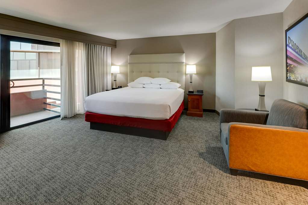 Drury Inn & Suites Phoenix Airport - photo 46
