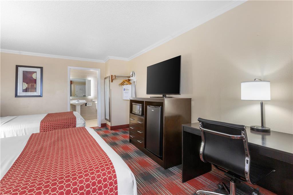 Best Western Brady Inn - photo 14