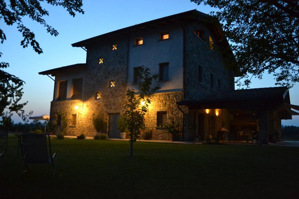Massoni Bed and Breakfast — 4-Star Luxury Hotel in Peschiera Del Garda, Italy