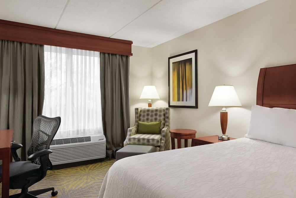 Hilton Garden Inn Shelton - photo 8