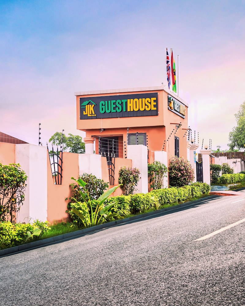 JLK Guest House & Events Centre — 4-Star Luxury Hotel in Koforidua, Ghana